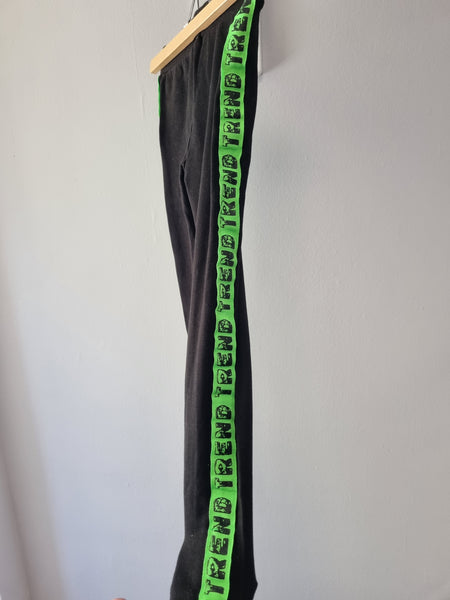 Черен анцунг с изкрящо зелени ленти Victoria Paris /128см/8г